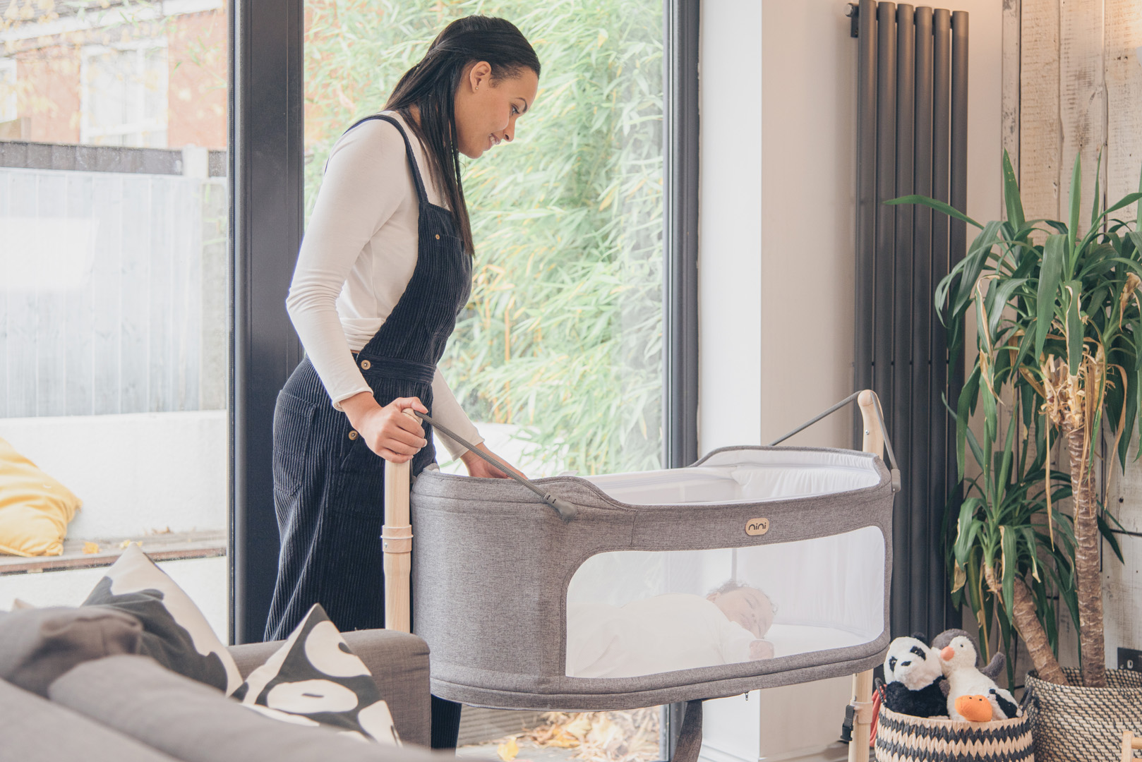 The Benefits of a Rocking Baby Crib